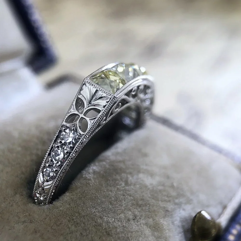 😘🎁GIFT FOR HER, MOTHER, DAUGHTER, GF, TEEN, KID- SAME DAY SHIPPING!! - L179